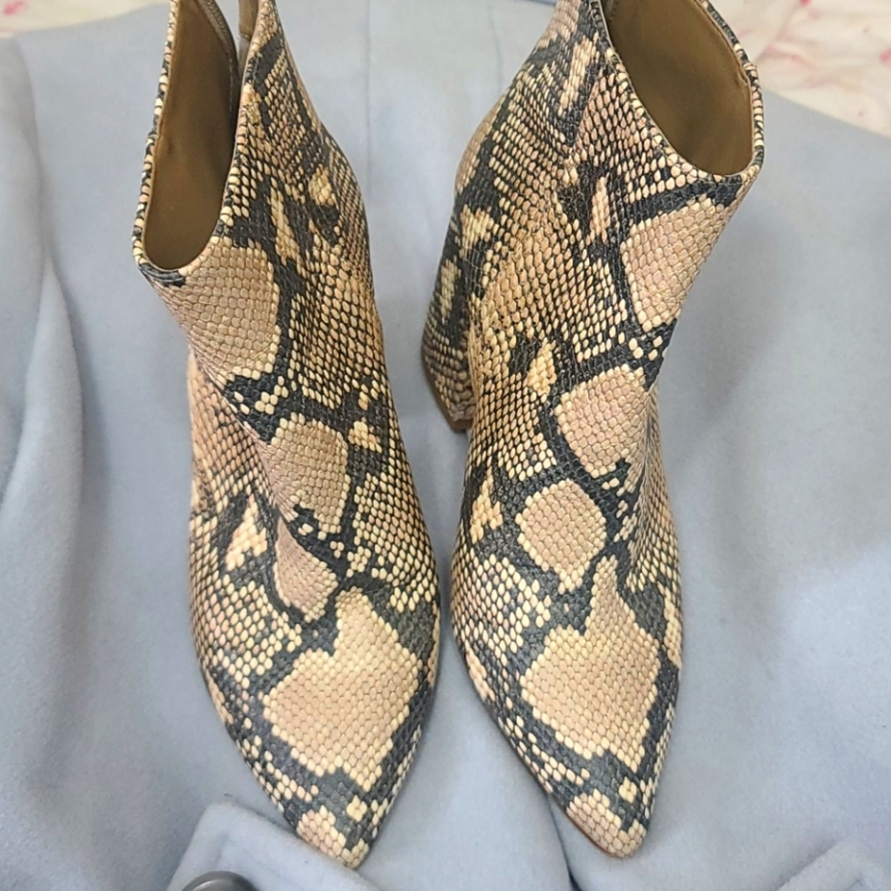 COPY - Vince Caputo Snake print bootie